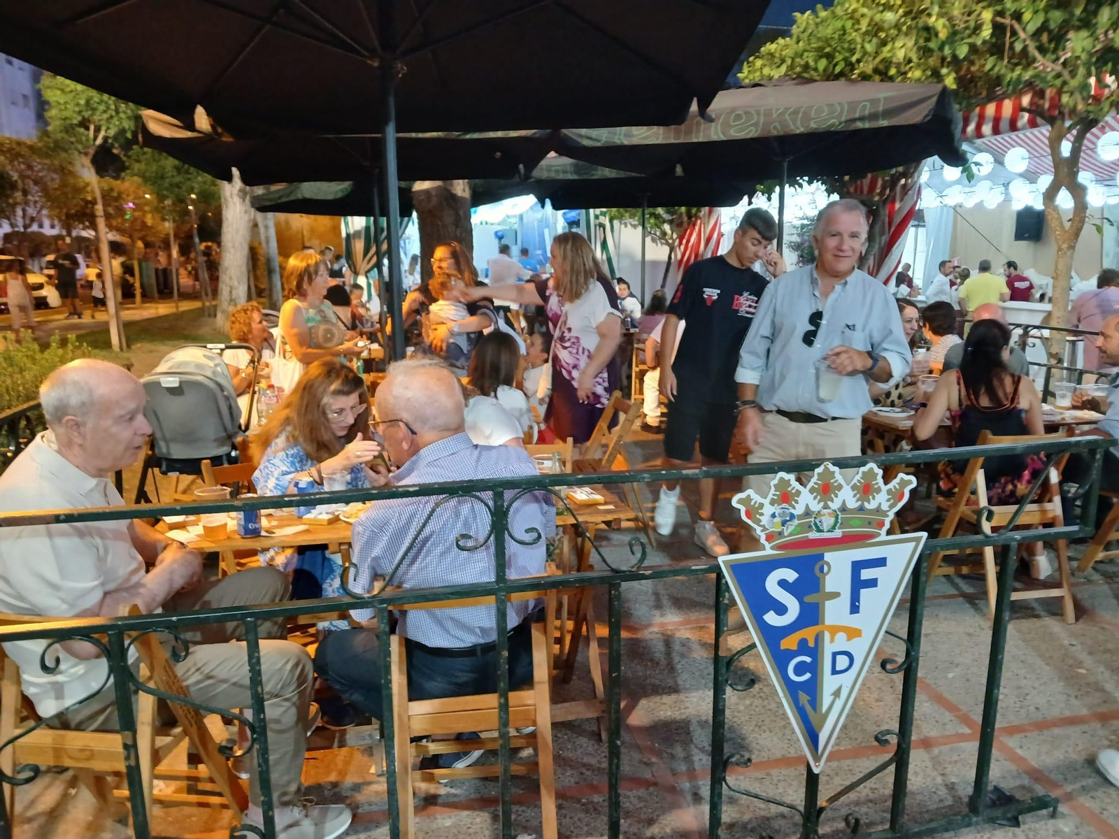 Búscate en las imágenes del sábado de Feria en San Fernando