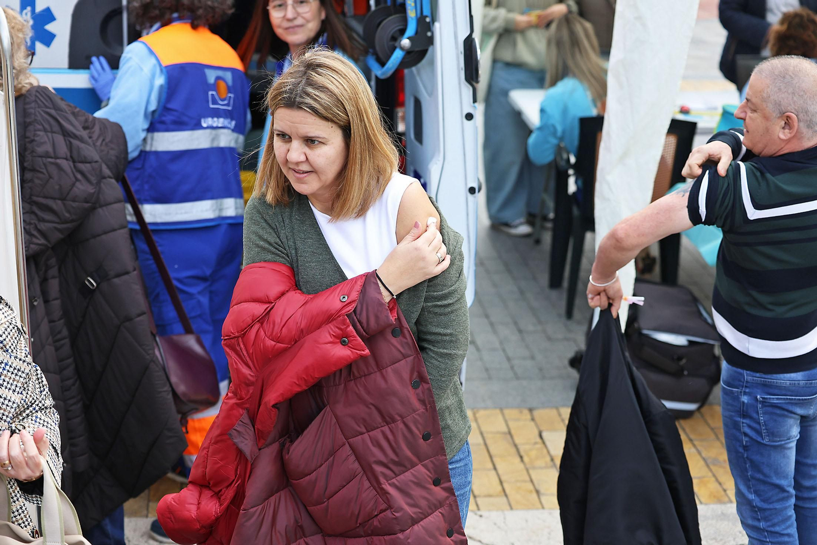 Imágenes de la jornada de vacunación sin cita frente a la gripe y el Covid-19