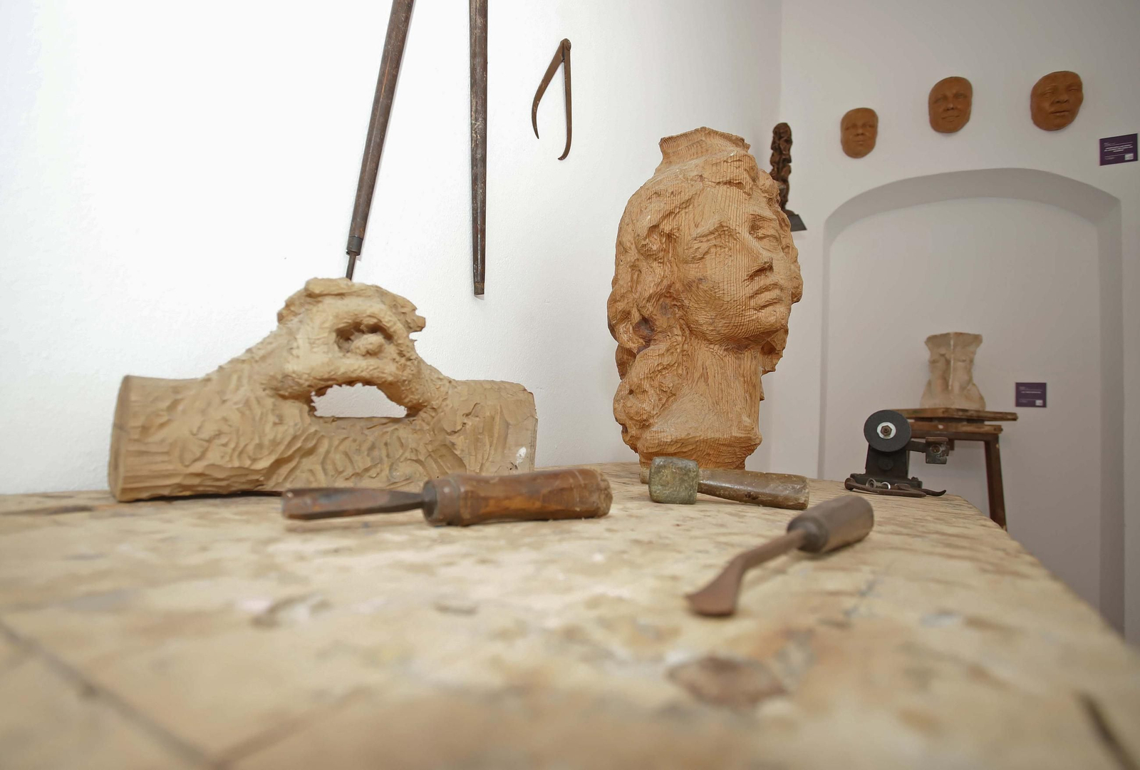 Fotos de la reapertura de la sala Ortega Brú en San Roque