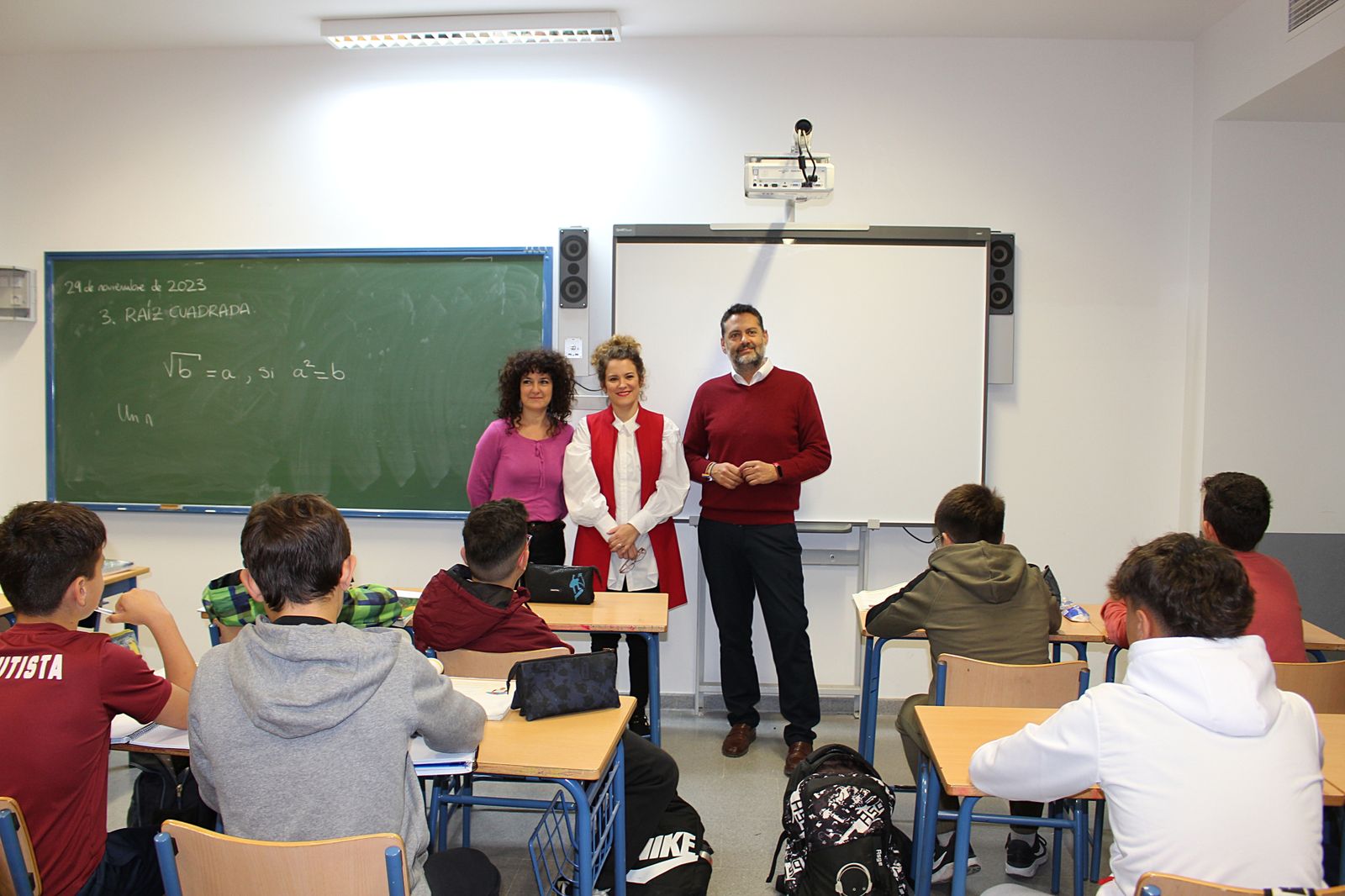 Campaña de prevención de la violencia de género en el instituto Emilio Canalejo Olmeda de Montilla.