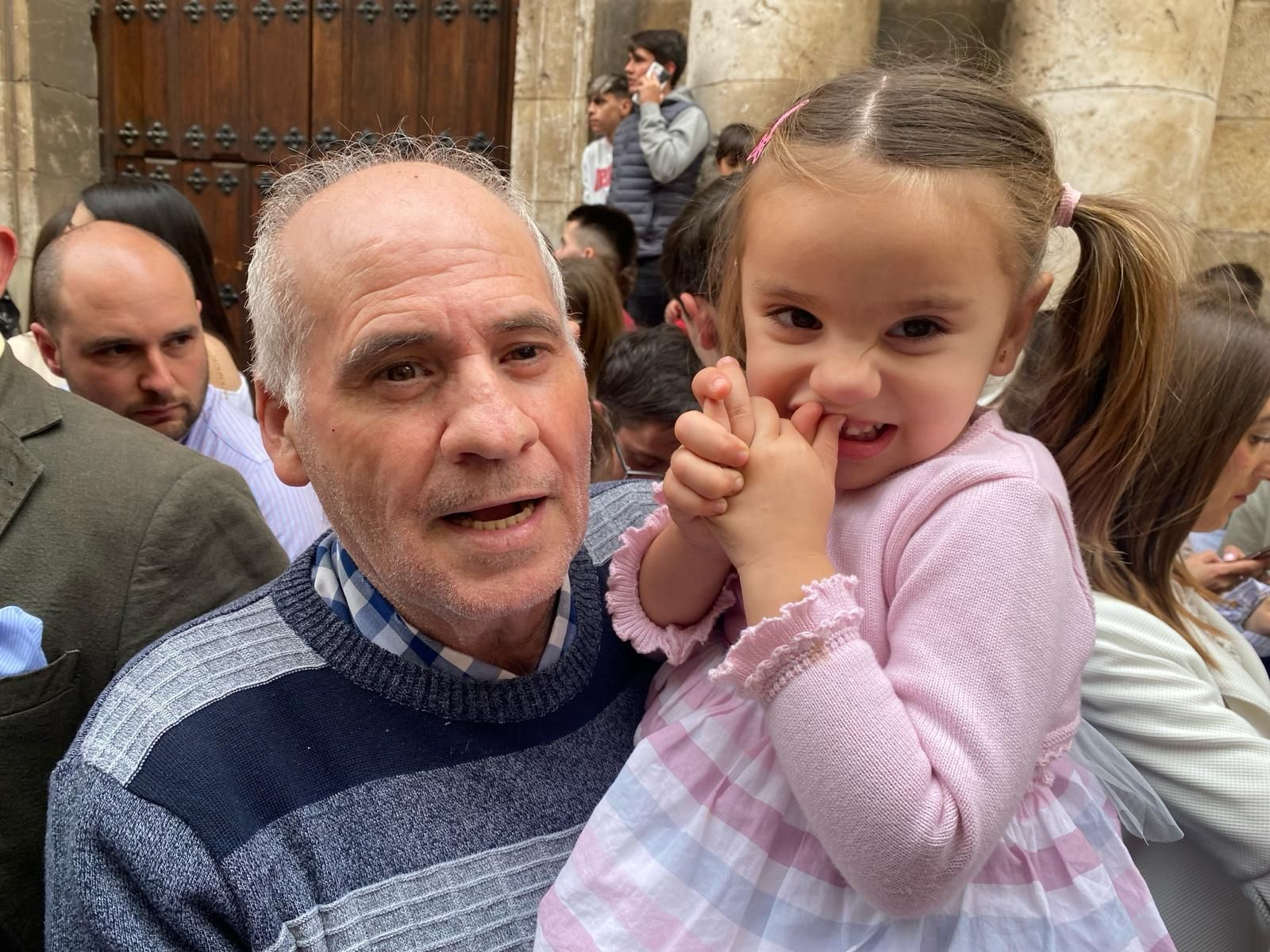 Tarde de Domingo de Ramos con cielos grises