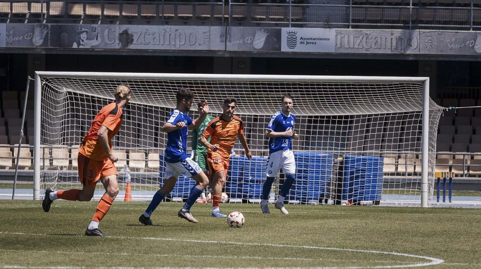 Las imágenes del derbi entre Xerez DFC y Xerez CD en Chapín
