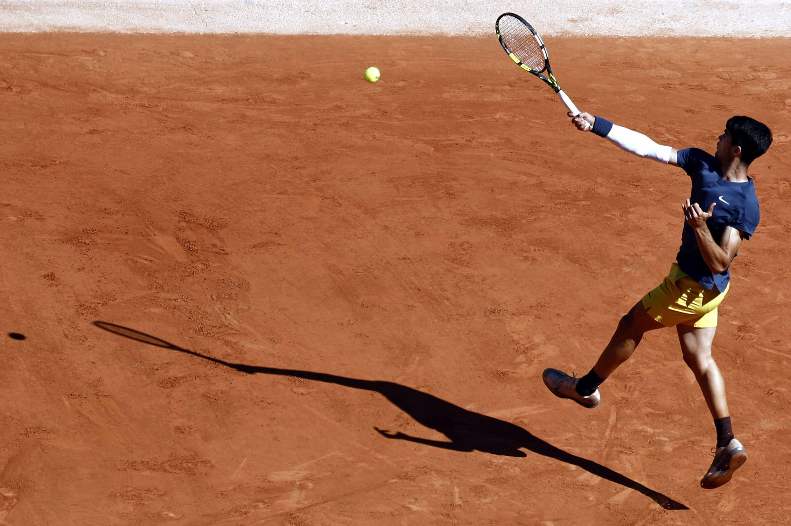 Las fotos del primer título de Carlos Alcaraz en Roland Garros