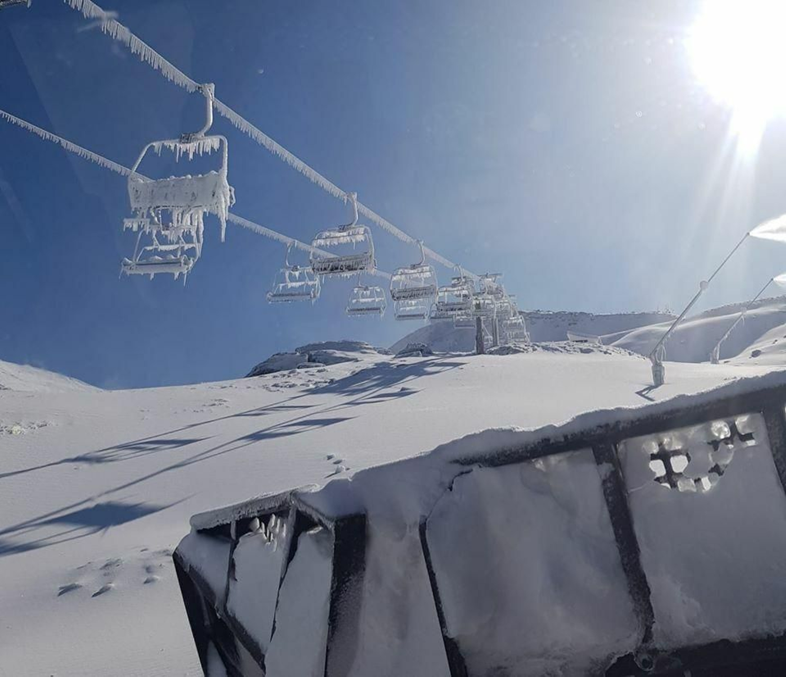 Sierra Nevada encara su apertura este sábado con las reservas hoteleras al 50%