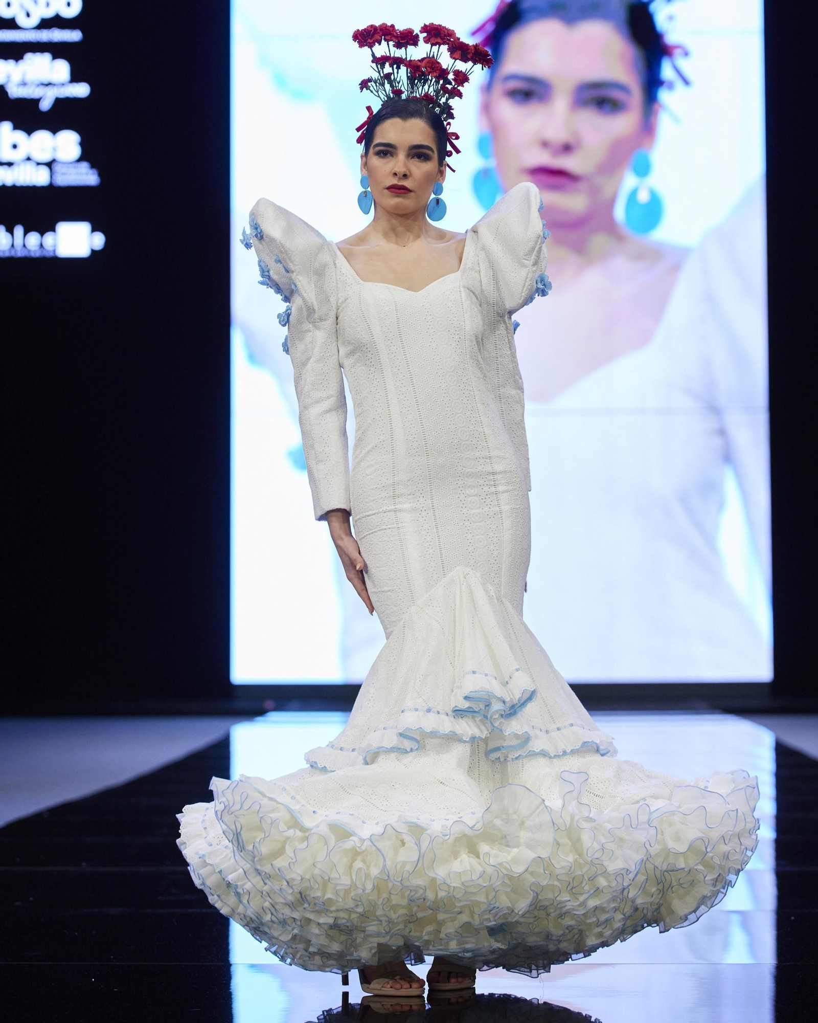 El desfile de Mari Carmen Sáez en SIMOF 2025, todas las fotos