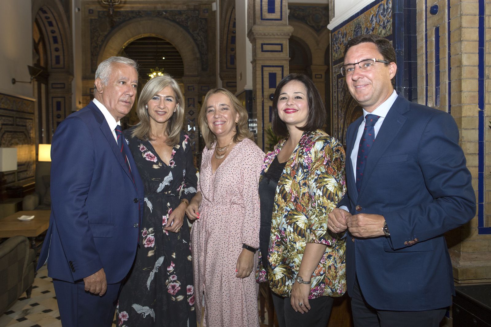 Las imágenes de la entrega de la Beca Manuel Olivencia