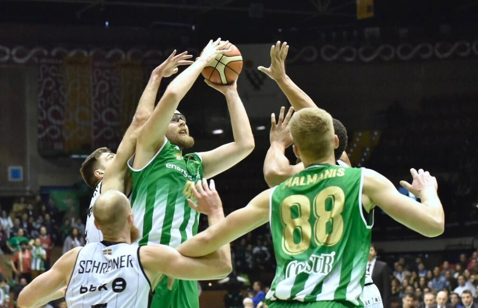 Las imágenes del Betis E. Plus-Bilbao Básket en la Copa Princesa