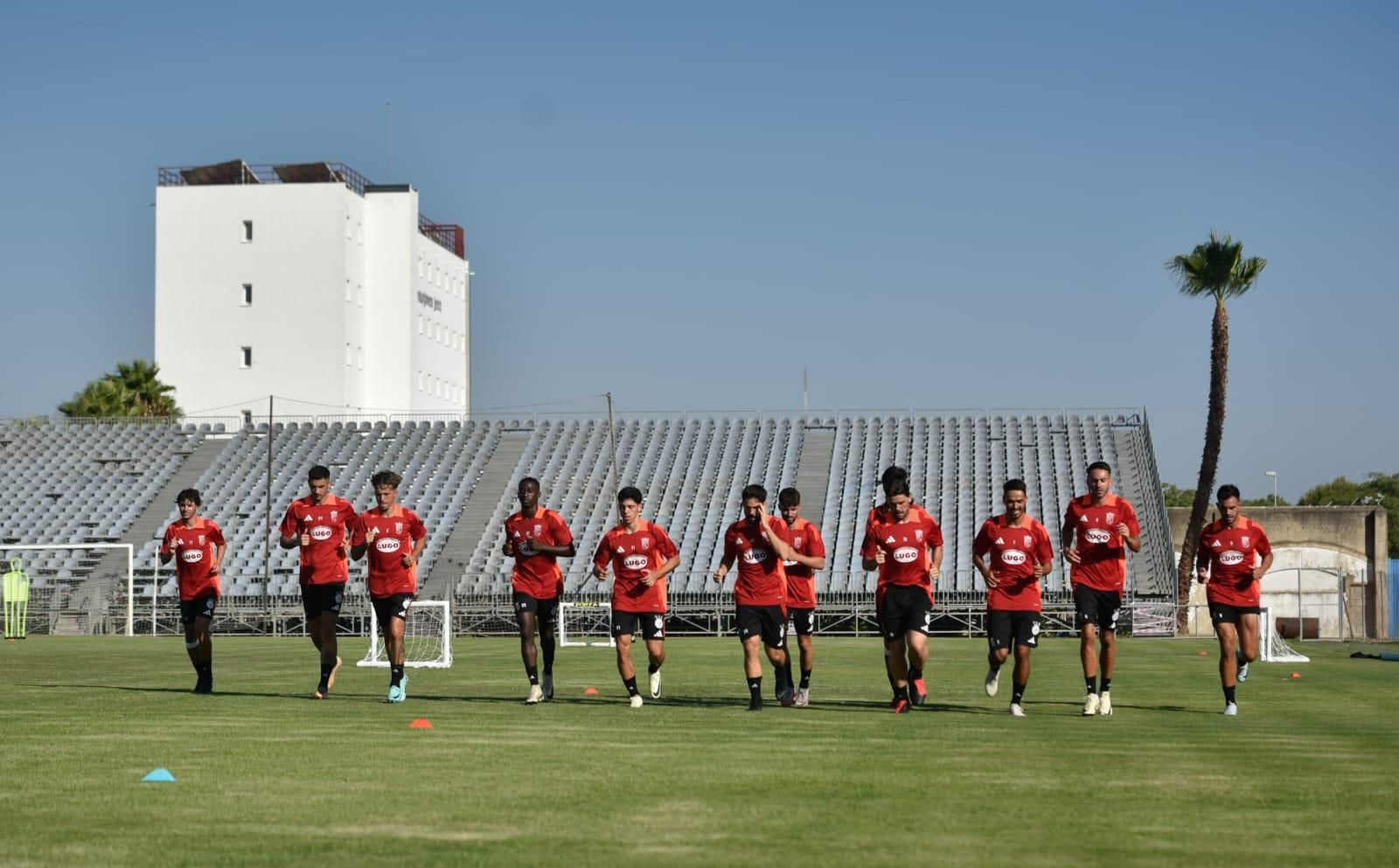 Las imágenes del entrenamiento del Xerez CD en el Estadio Pedro Garrido