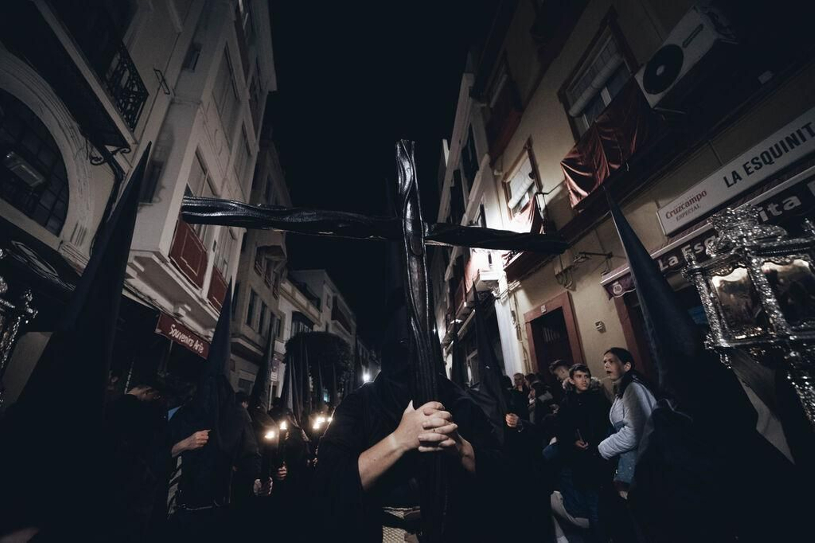 La cruz de guía del Calvario la pasada Madrugada