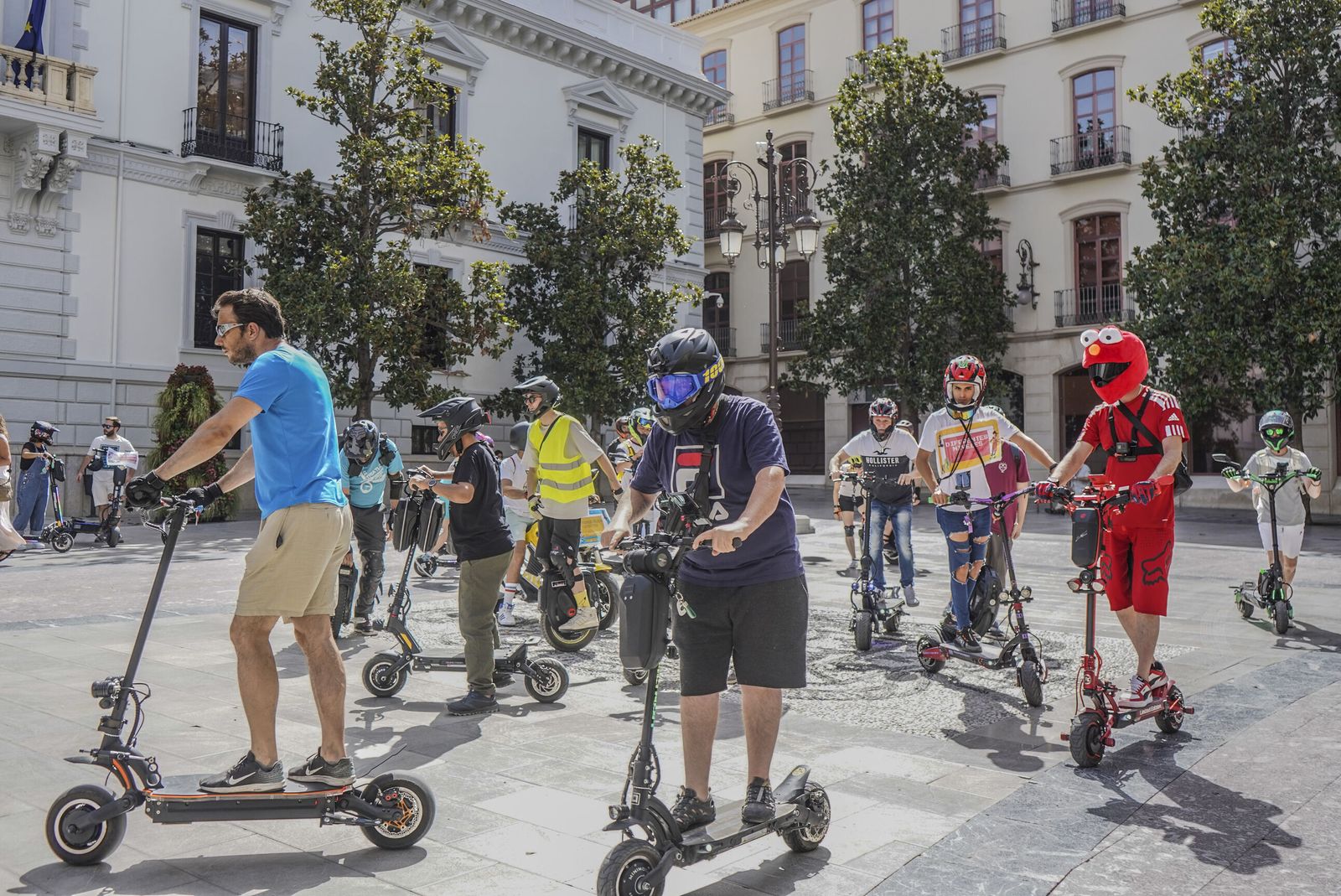 Concentración de patinetas