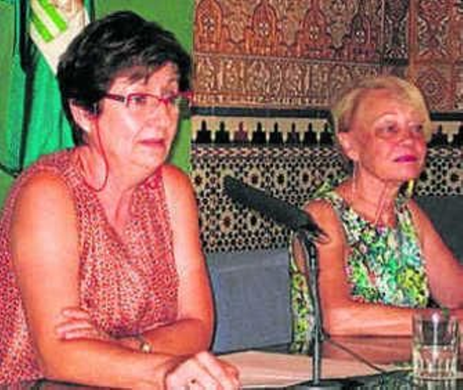 La delegada y la alcaldesa. La delegada y la alcaldesa.