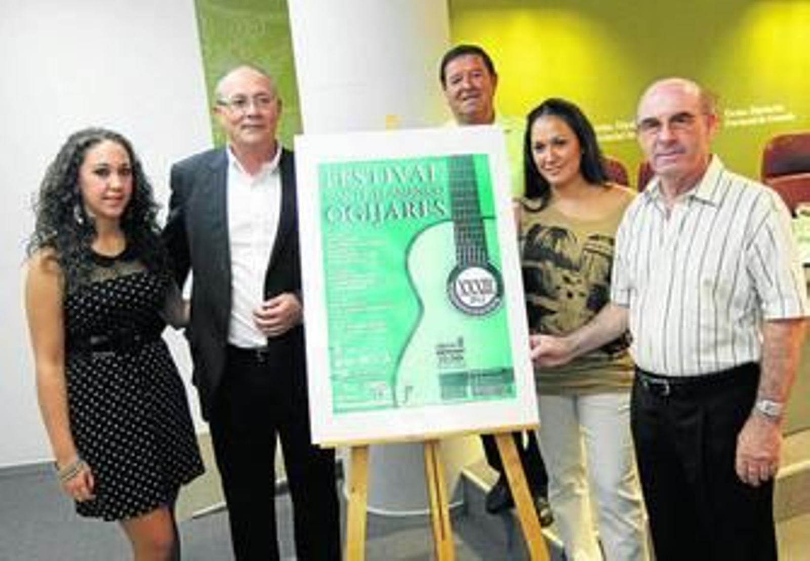 El alcalde de Ogíjares, Francisco plata (izquierda), junto al diputado de Cultura.