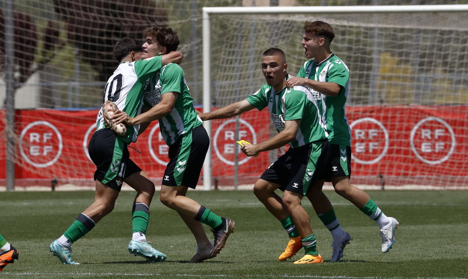 Las fotos del Betis finalista de la Copa de Campeones sub 19