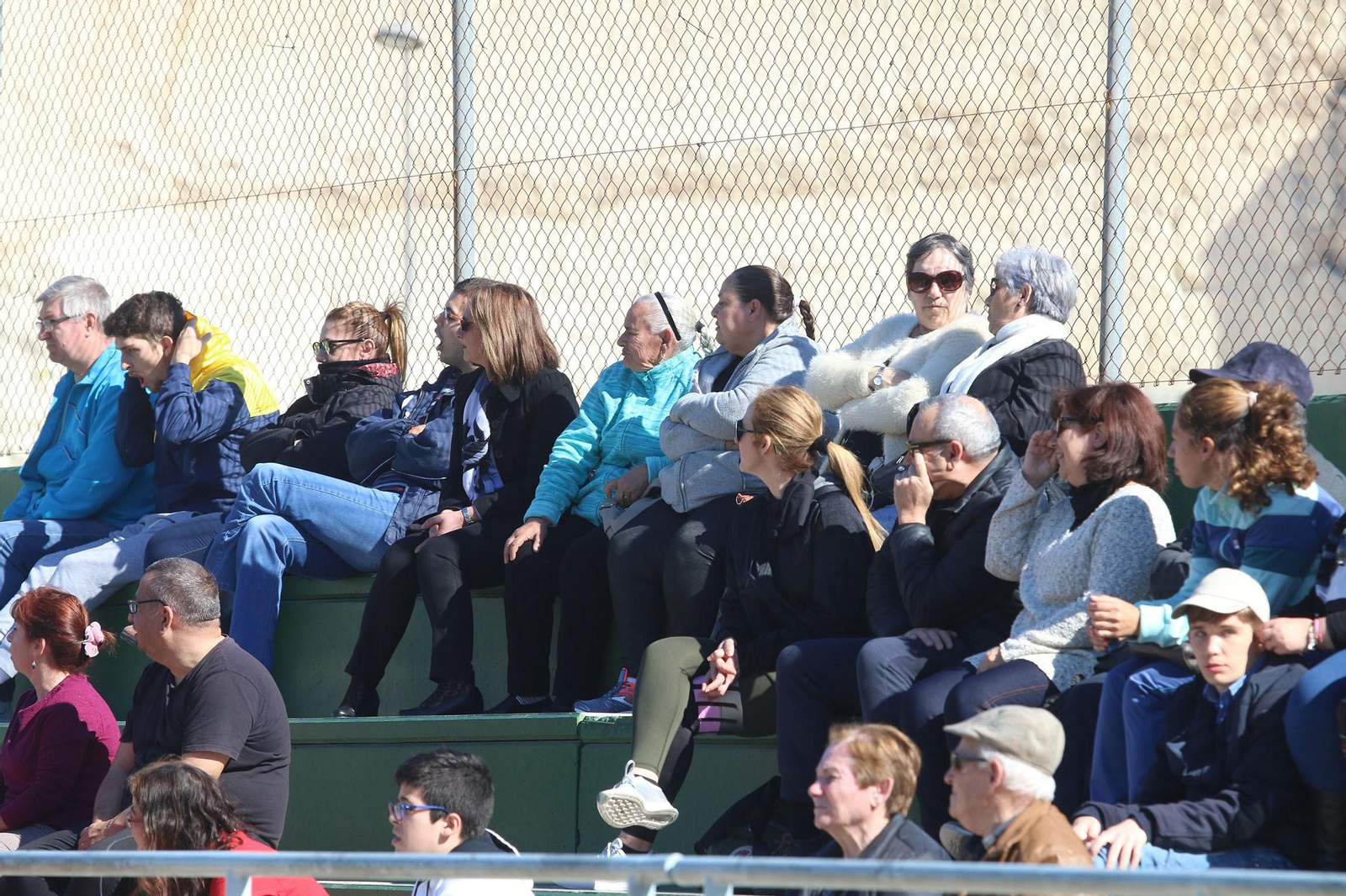 Fotogalería del triangular de fútbol adaptado de la UDA