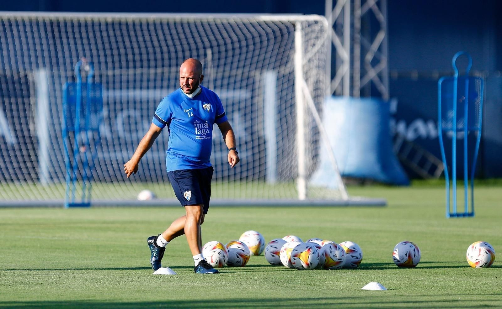 José Alberto López, durante un entrenamiento. José Alberto López, durante un entrenamiento.