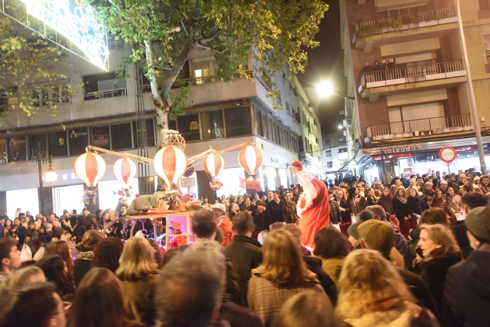 La ilusión se extiende por Córdoba en una mágica cabalgata de Reyes