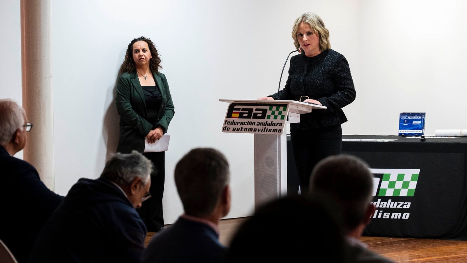 La diputada de Deportes, Vida Saludable y Juventud de la Diputación de Almería, María Luisa Cruz, durante el acto.
