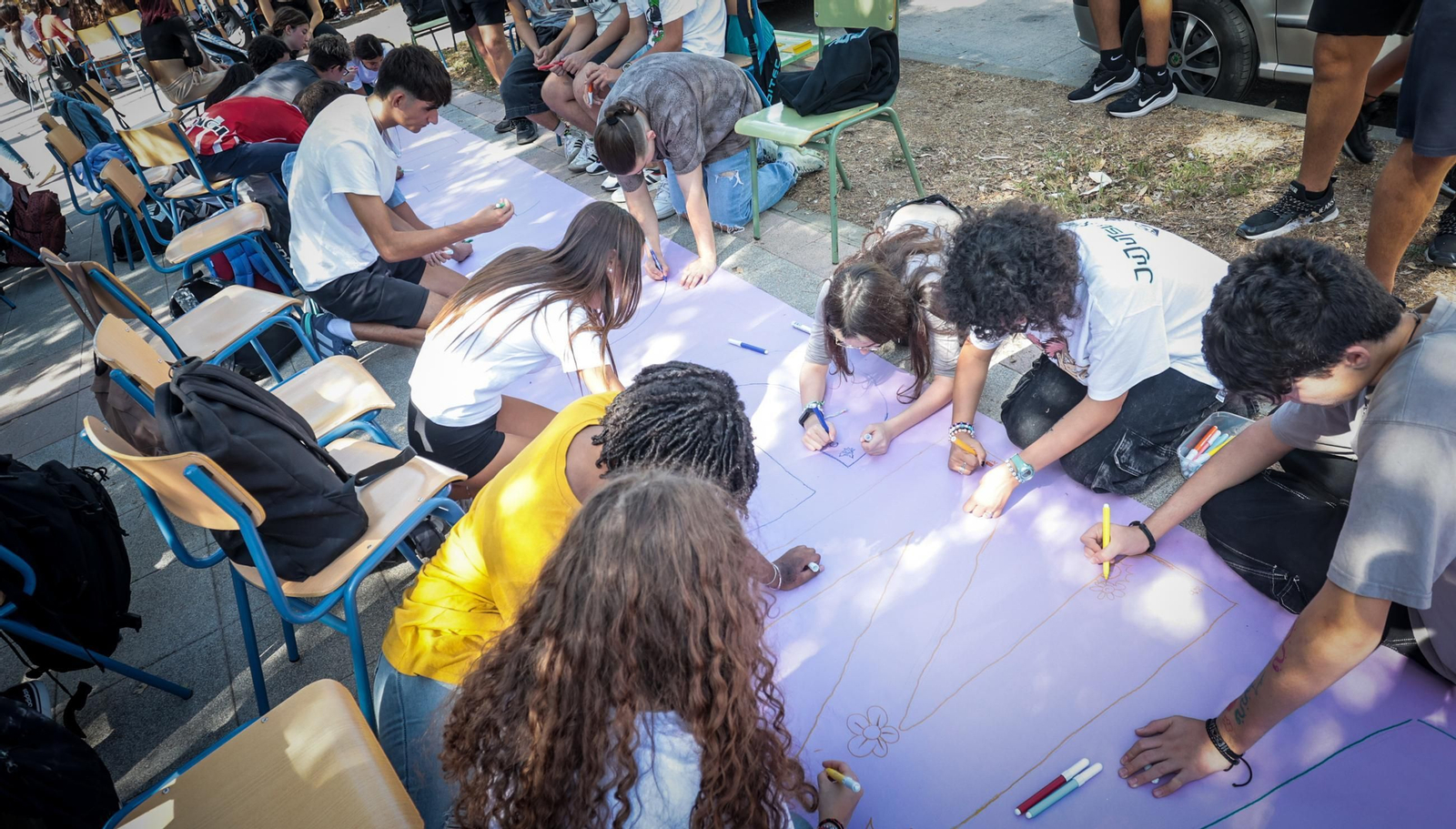 Imágenes de las clases en la calle del I.E.S. Lola Flores
