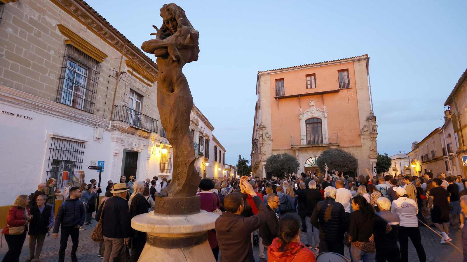El Festival Kriatura dedicado a Lola Flores