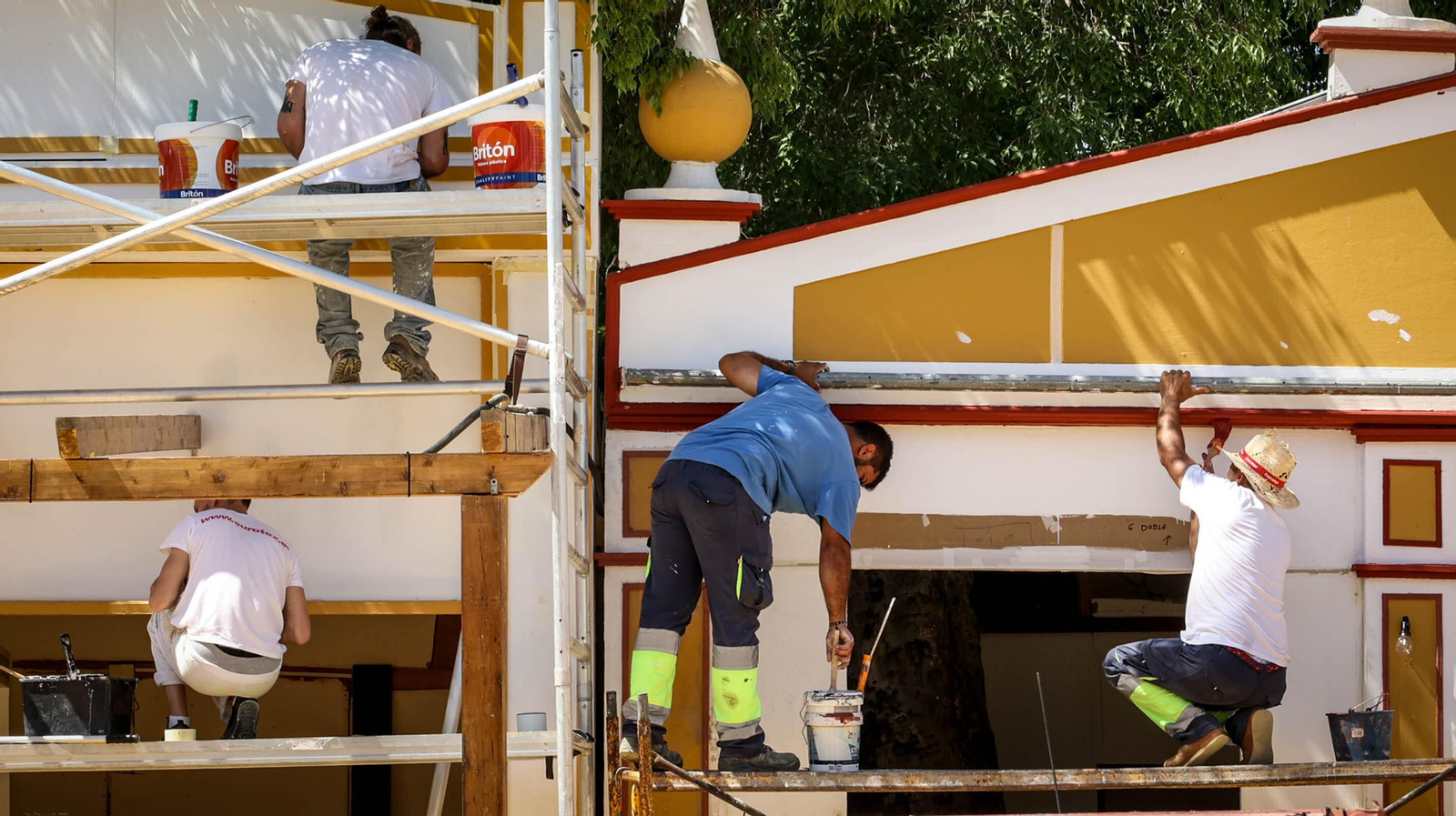El montaje de la Feria de Jerez va a buen ritmo