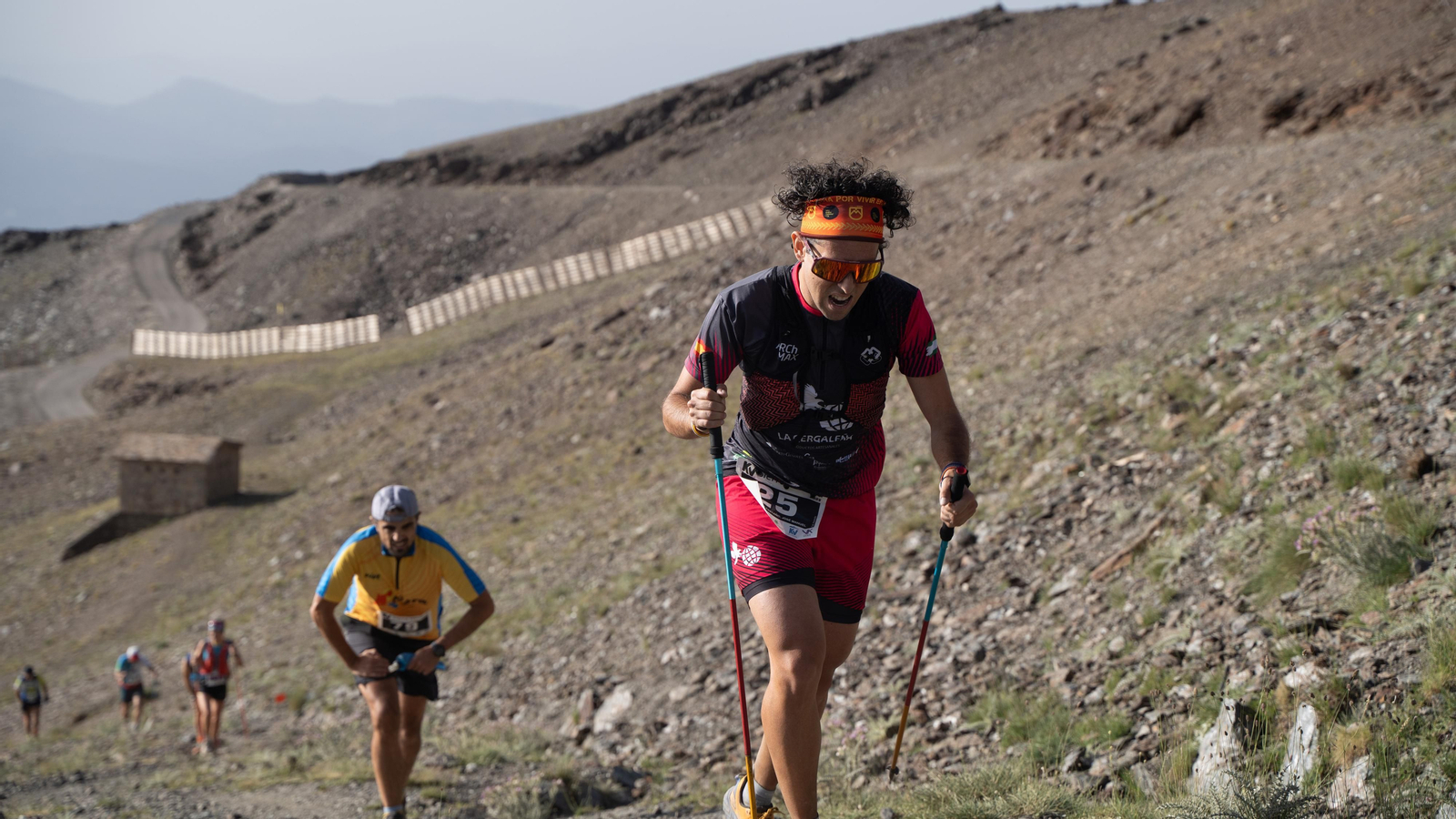 Varios corredores comprueban la dureza de la prueba