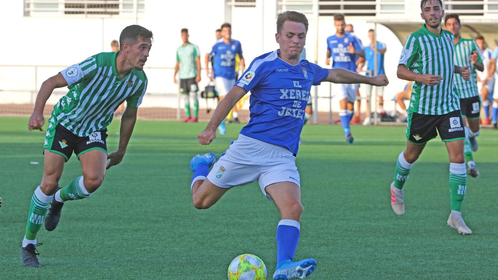 Ricky, en un partido ante el Betis Deportivo en La Granja en su anterior etapa como azulino.