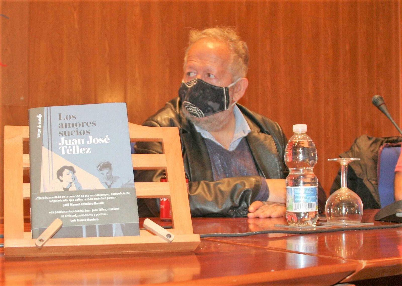 Juan José Téllez, en una de las presentaciones de 'Los amores sucios'.