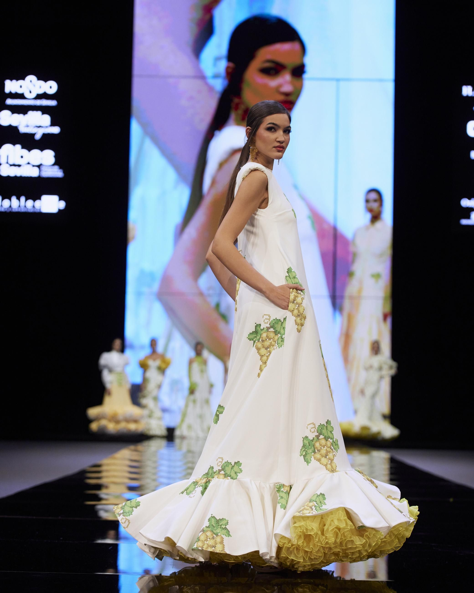 El desfile de José Raposo en SIMOF 2025, todas las fotos