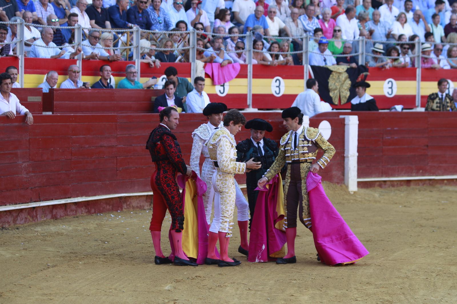 Imágenes del triunfo del torero almeriense Jorge Martínez el día de su alternativa