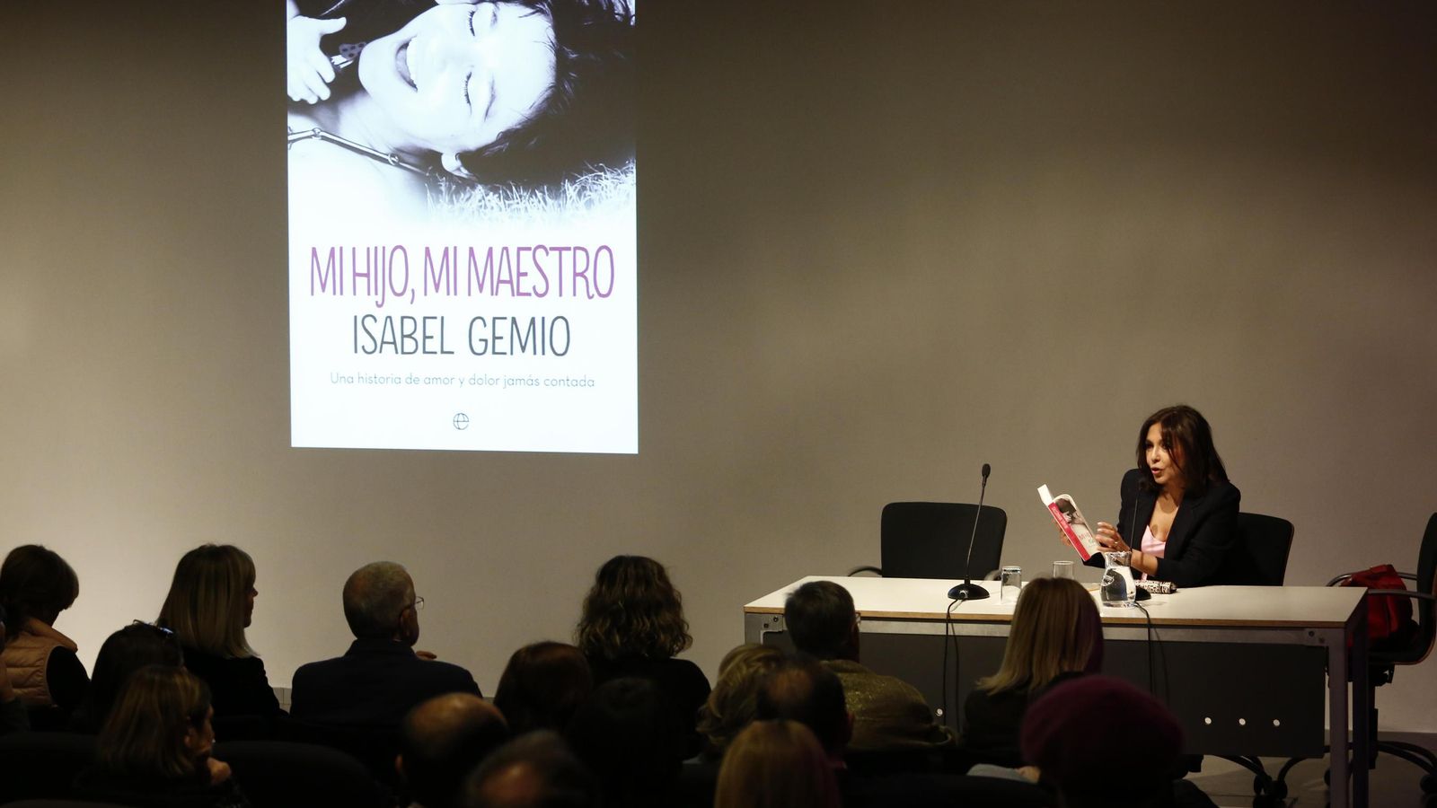 Parte de los derechos del libro se destinan a la Fundación Isabel Gemio