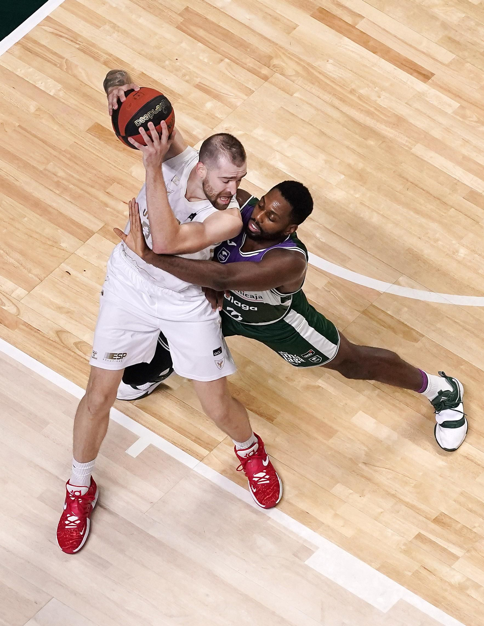 Melvin Ejim, sus cuatro años y seis títulos en Málaga