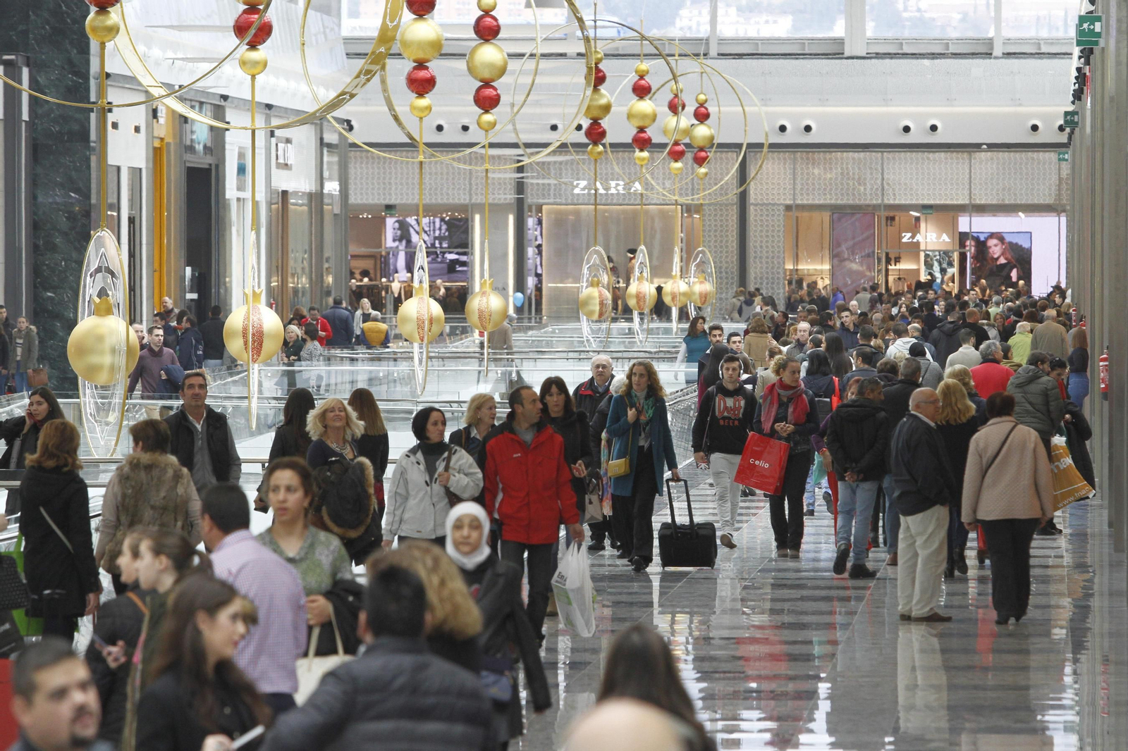 Multitudinaria apertura del Nevada
