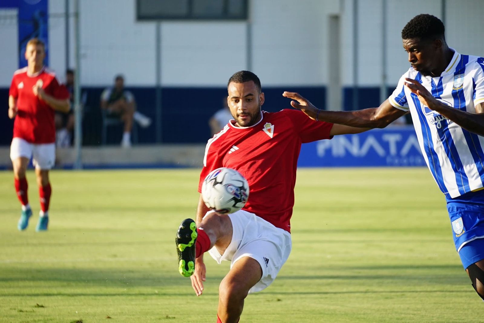 Pablo Ganet, en un partido con el Murcia este verano.