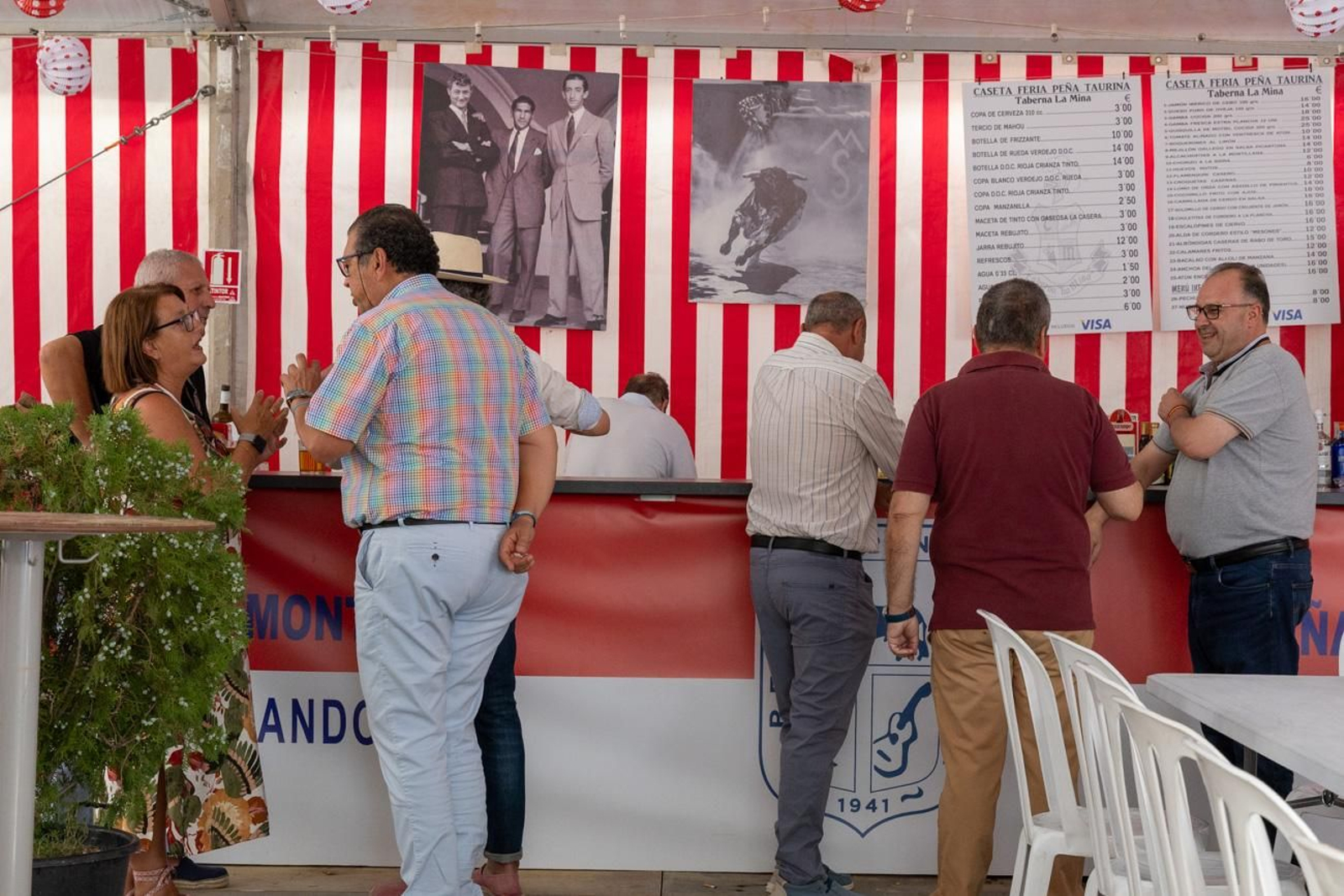 Música, risas y buen ambiente en la Feria de Andújar en su jornada de día