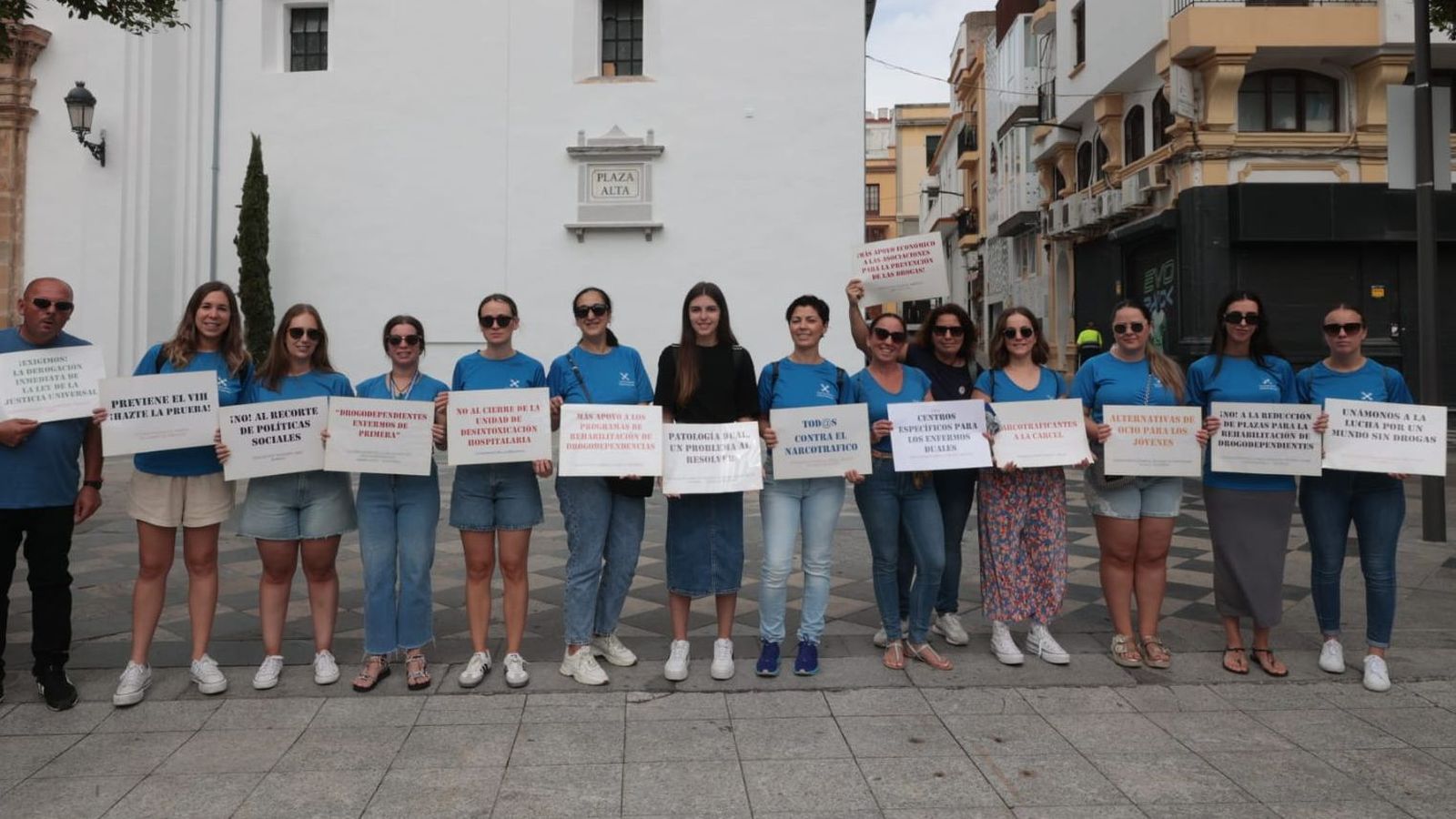 Miembros de Alternativas, antes del acto