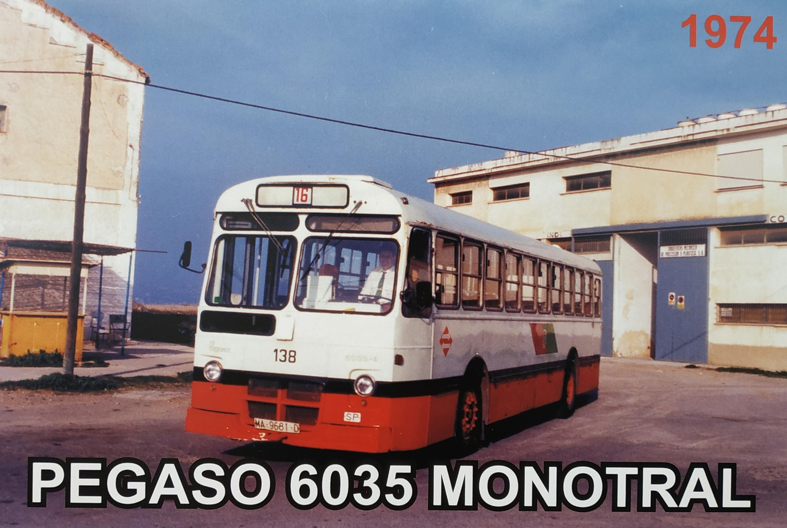 Fotos de los autobuses usados por la EMT de Málaga en sus 70 años de historia