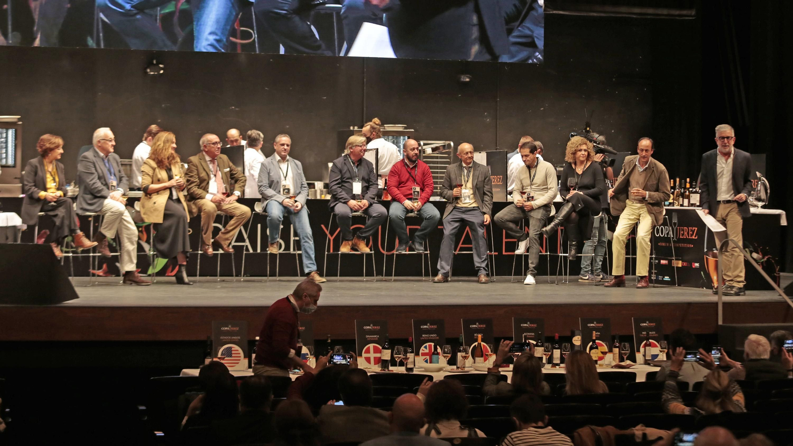 Imágenes de la Copa Jerez en el Teatro Villamarta