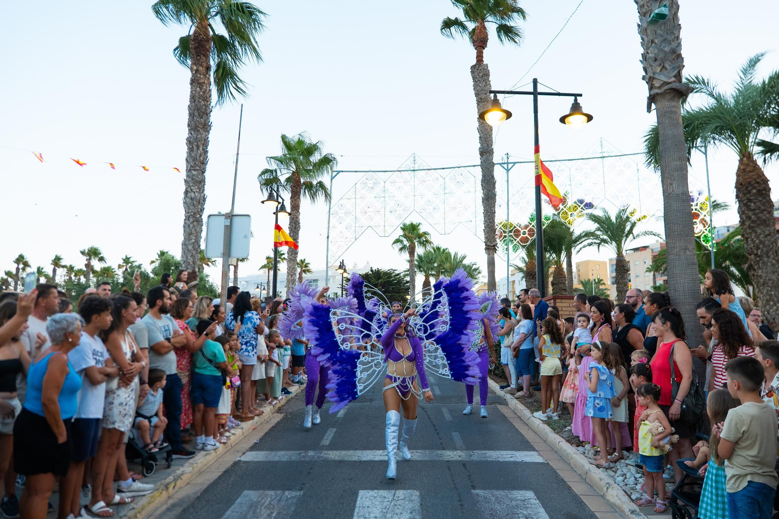 Las fiestas de El Puerto de Roquetas en honor a la Virgen del Carmen y Santa Ana, en imágenes