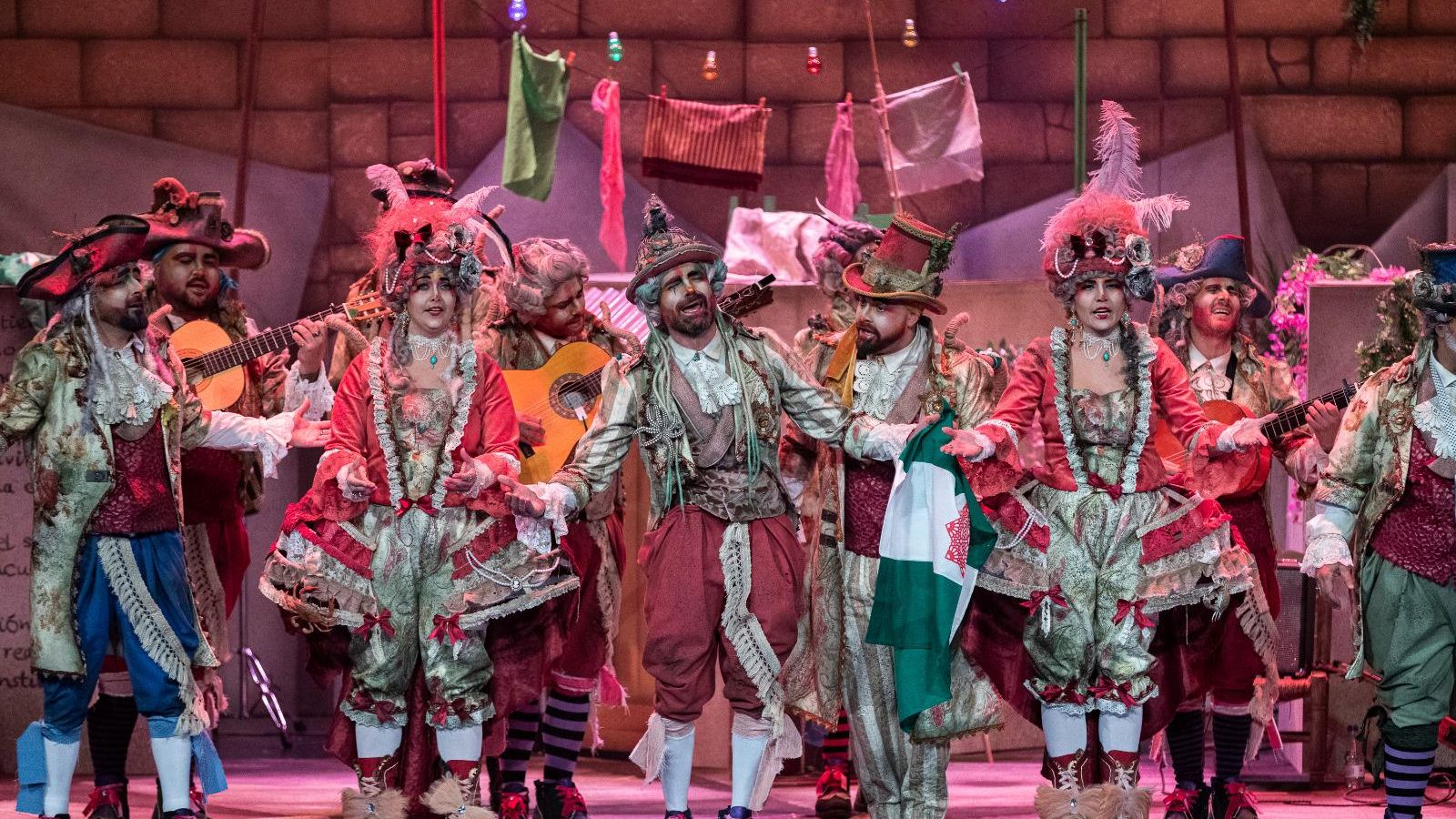 Búscate entre las mejores imágenes de la final del COAC 2025 del Carnaval de Cádiz