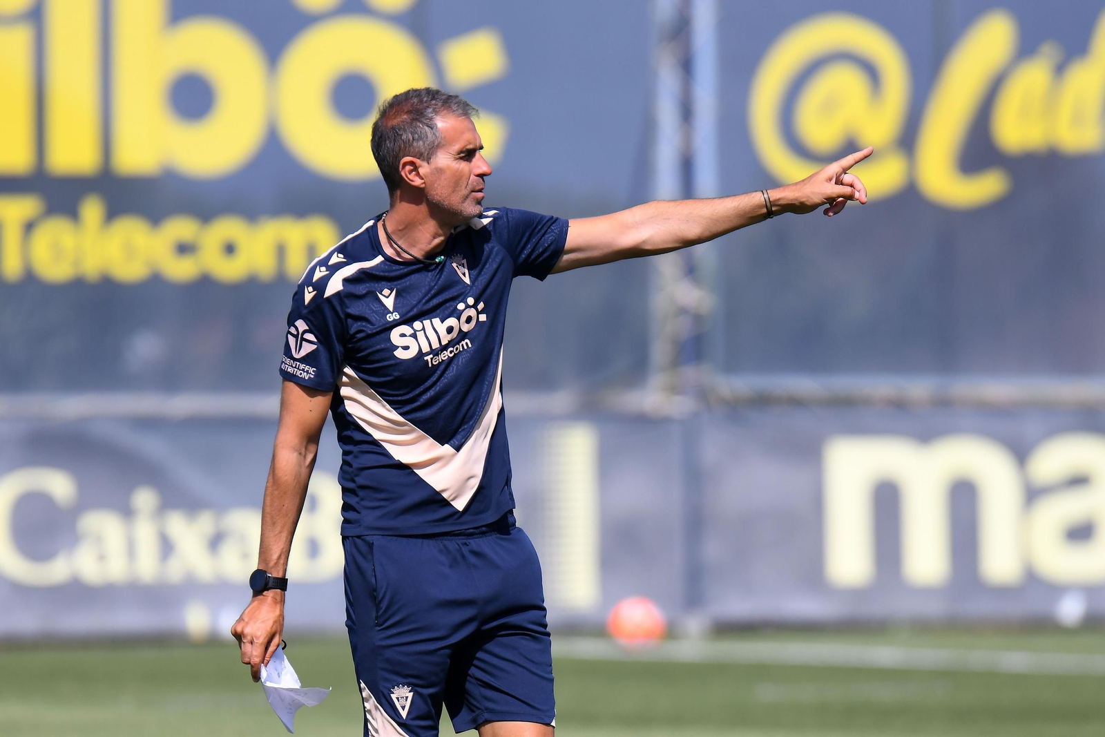 Garitano da unas indicaciones en una de las sesiones de esta semana.