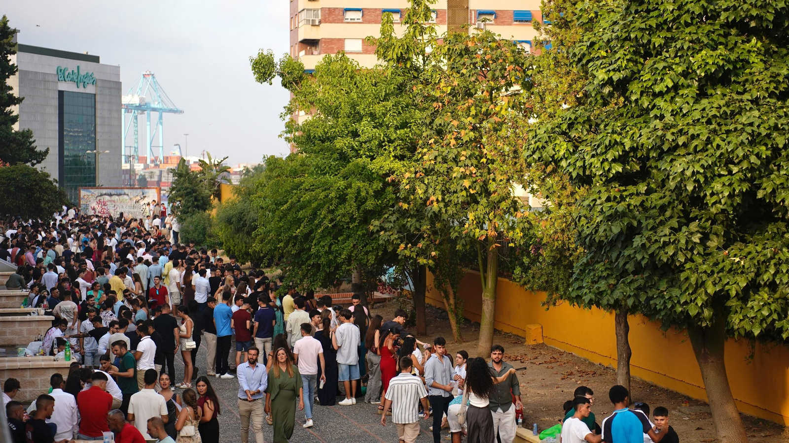 Imagen del botellón en Magallanes.