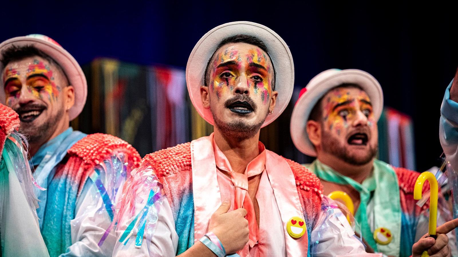 Búscate entre las mejores imágenes de la segunda sesión de cuartos de final del COAC 2025