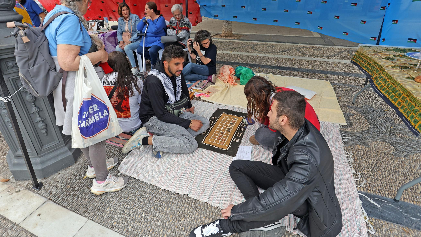 Inauguración de 'Jerez por la Diversidad' en la plaza del Arenal.