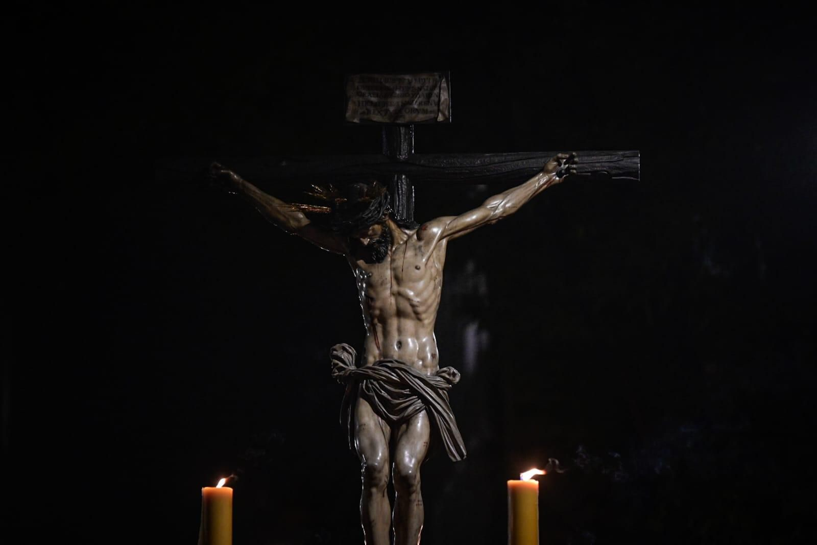 La Hermandad del Calvario por la plaza de la Campana | Semana Santa Sevilla 2025