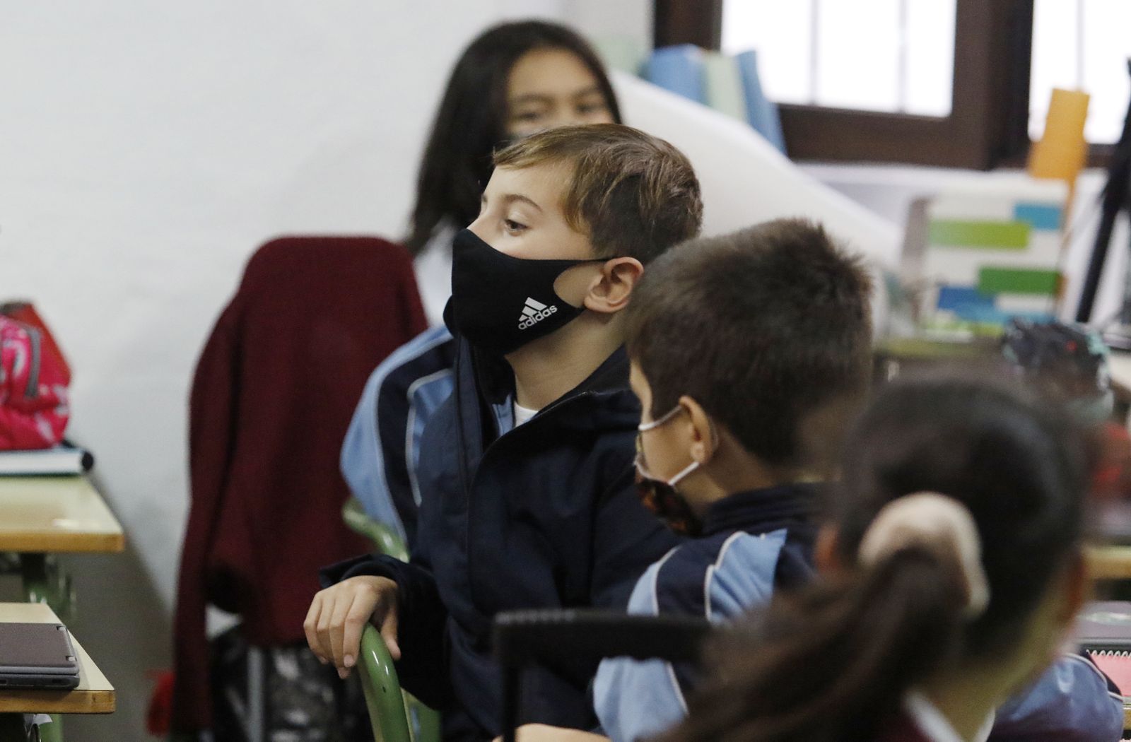 Las imágenes de la vuelta al colegio en Córdoba tras las vacaciones de Navidad