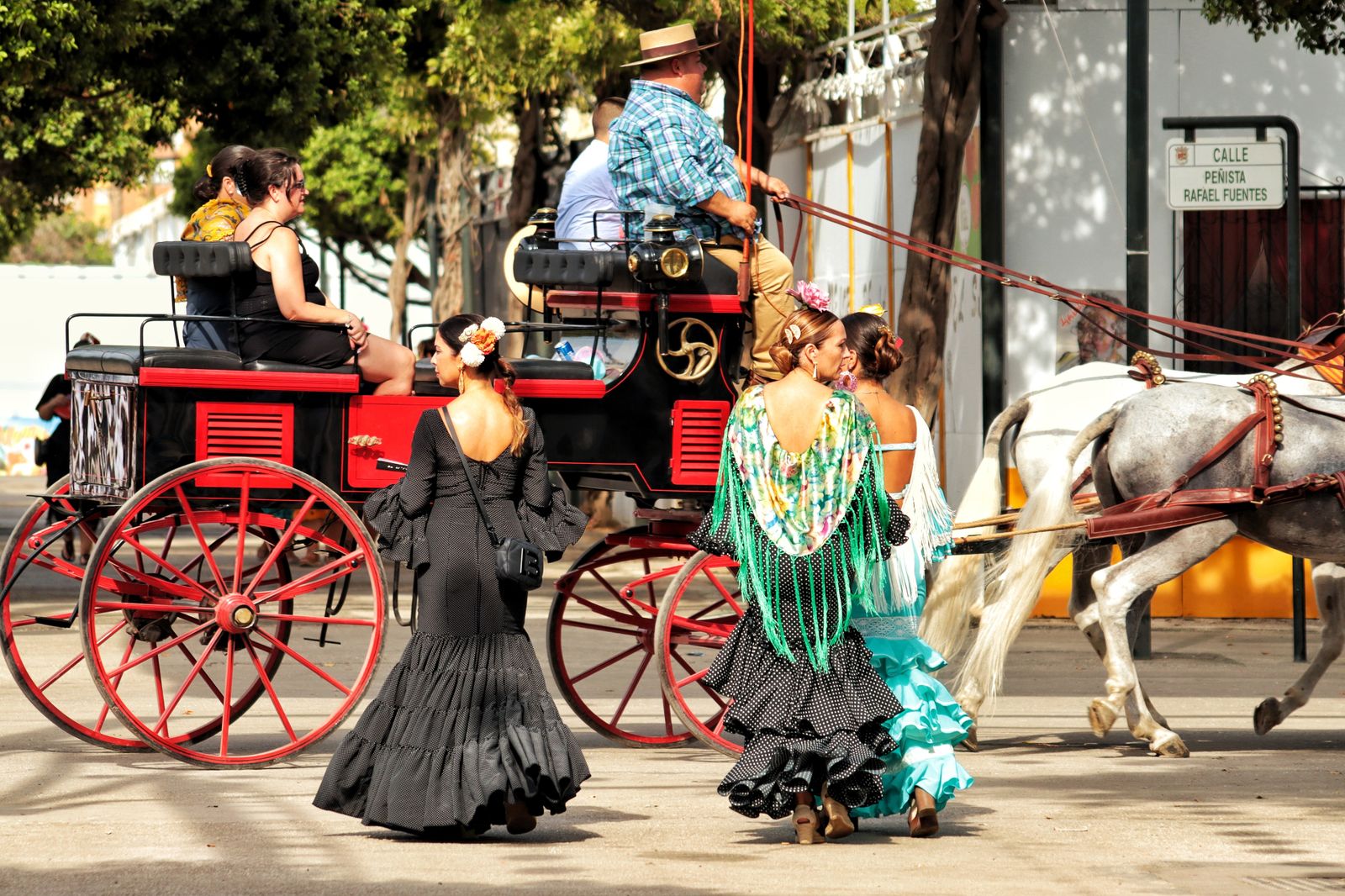 Feria de Málaga: las mejores imágenes de la fiesta en el Real este jueves