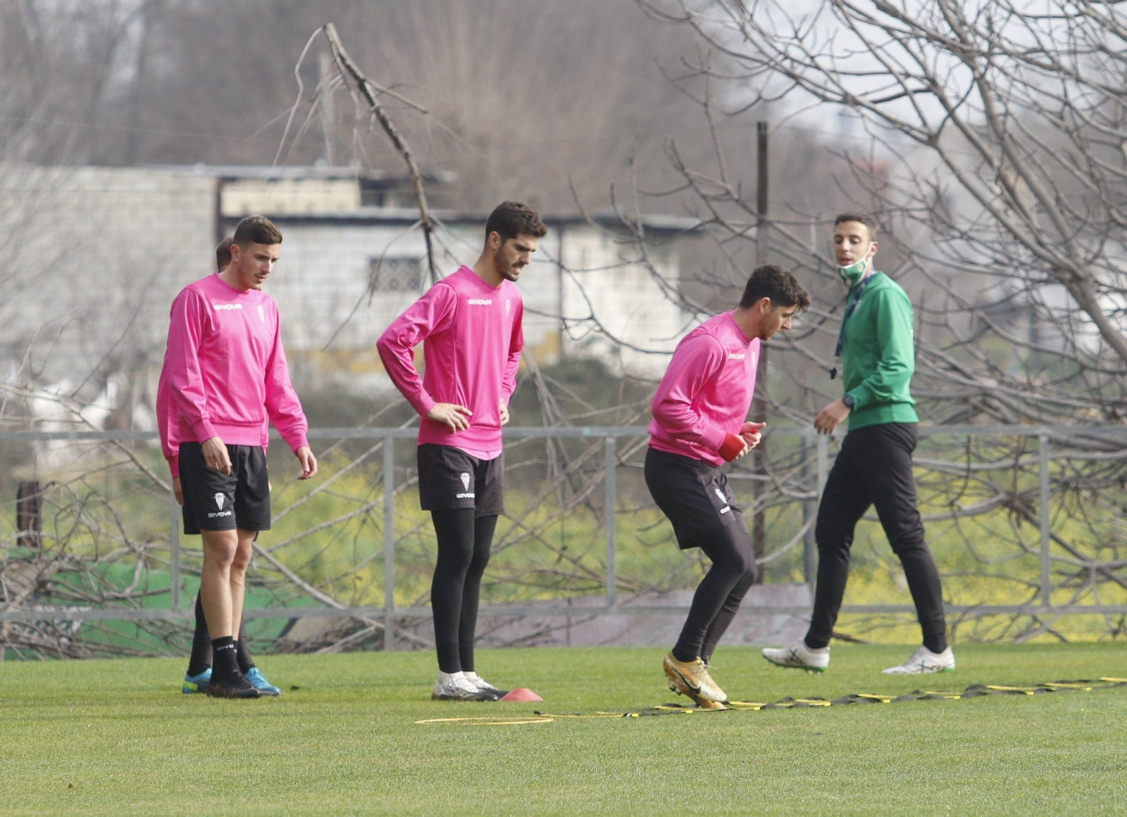 Fotografías: El Córdoba CF ya trabaja con los tres fichajes invernales en el grupo