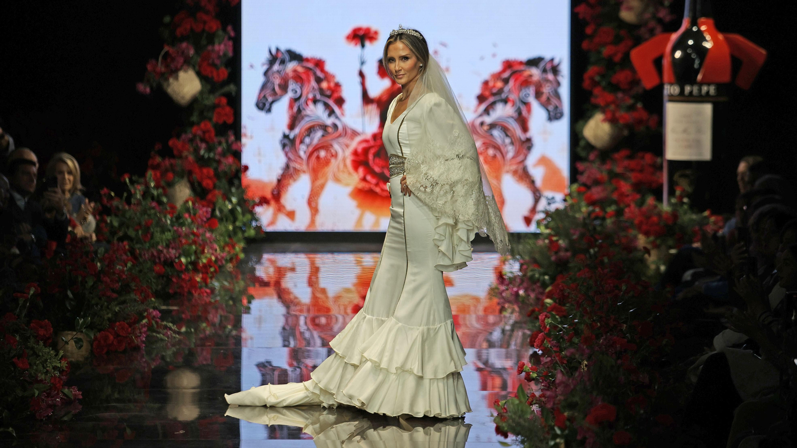 Desfile de Inmaculada González en la Pasarela Flamenca Tío Pepe Jerez 2024