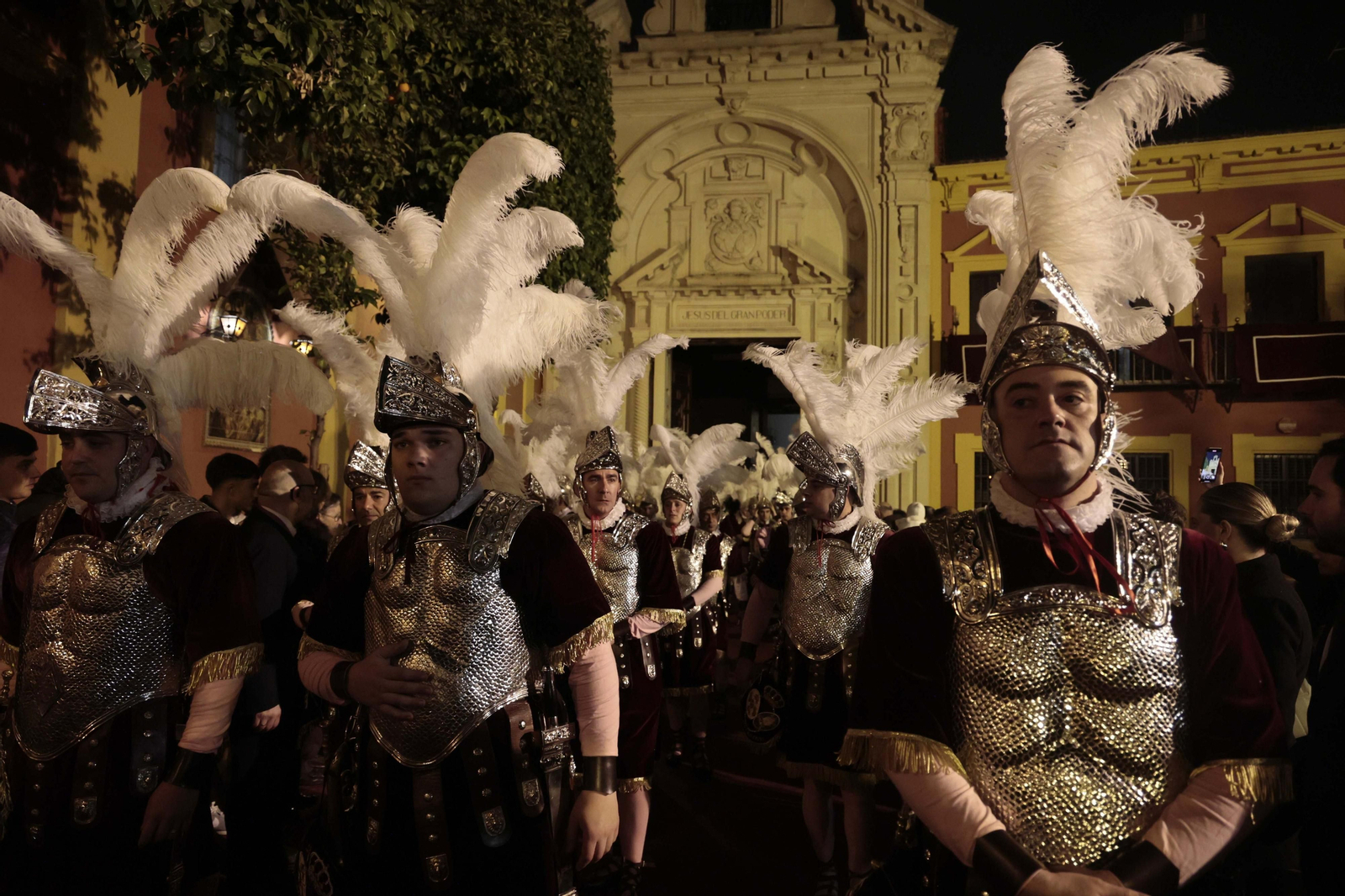 Los Armaos de la Macarena visitan  al Gran Poder