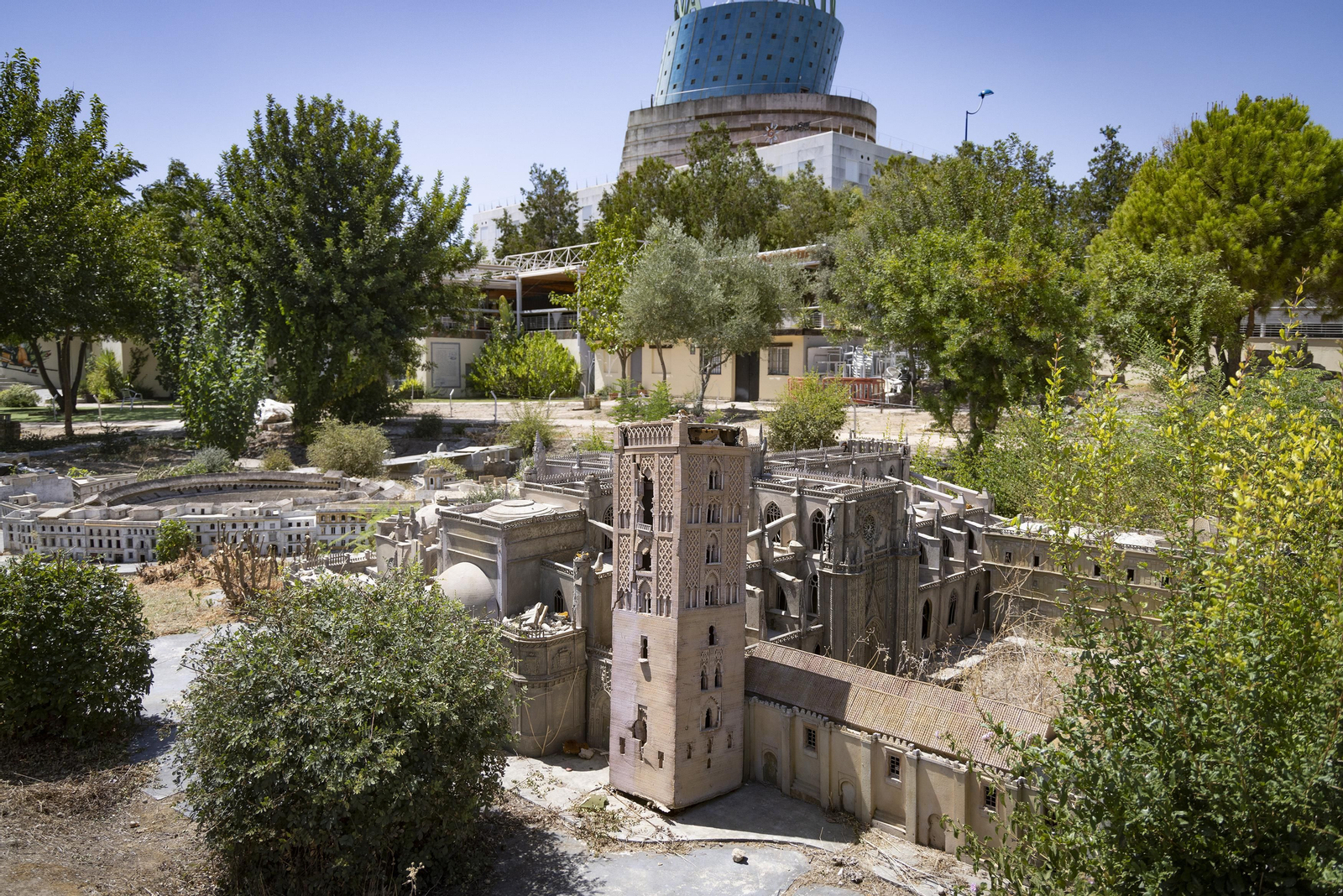 El lamentable estado de conservación de 'Andalucía de los Niños', en fotos